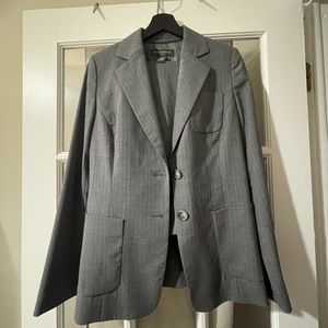 Banana Republic Outlet Suit